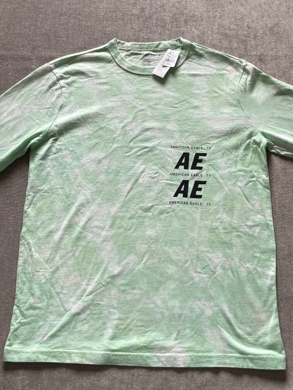 American Eagle Long Sleeve T Shirt Men M Green Logo Preppy Casual Graphic NWT